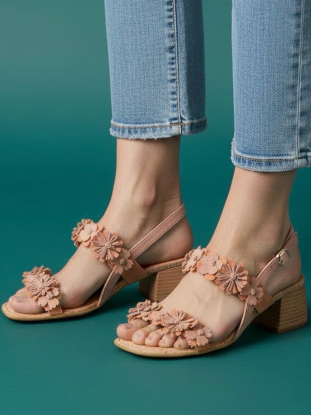 Born Women’s Spring Square Toe Sandals